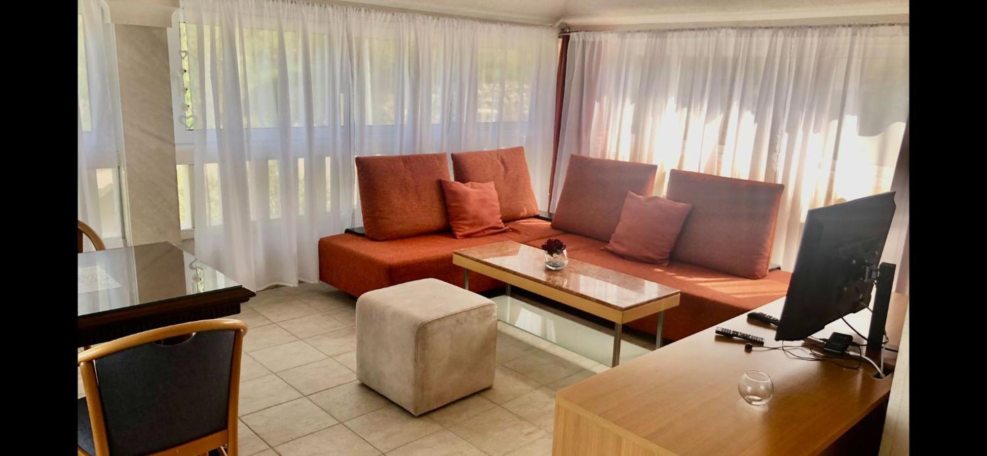 Villa Luce mit Pool Makarska Esterno foto