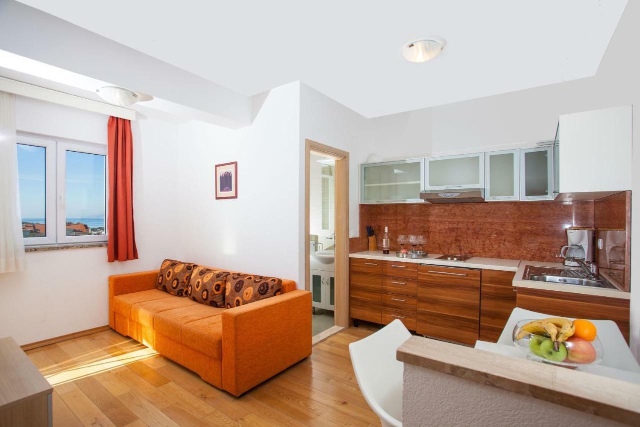 Villa Luce mit Pool Makarska Esterno foto